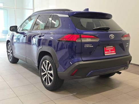 Certified 2024 Toyota Corolla Cross XLE w/ Convenience Package AWD/4WD image 4