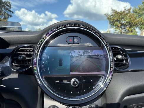 Used 2023 MINI Cooper S image 24
