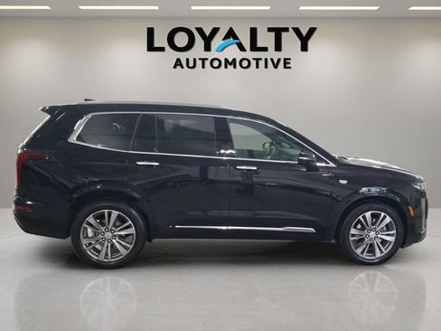 Used 2024 Cadillac XT6 Premium Luxury w/ LPO, Floor Liner Package AWD/4WD image 6