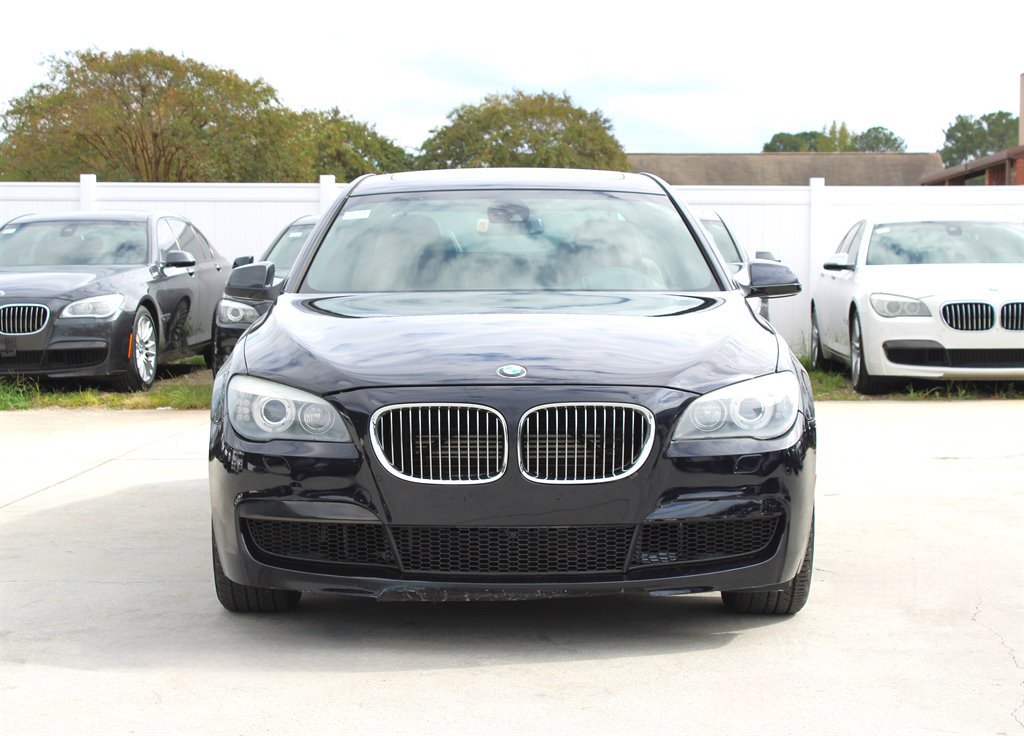 Used 2012 BMW 750Li xDrive AWD/4WD image 2
