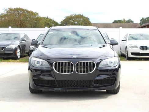 Used 2012 BMW 750Li xDrive image 2
