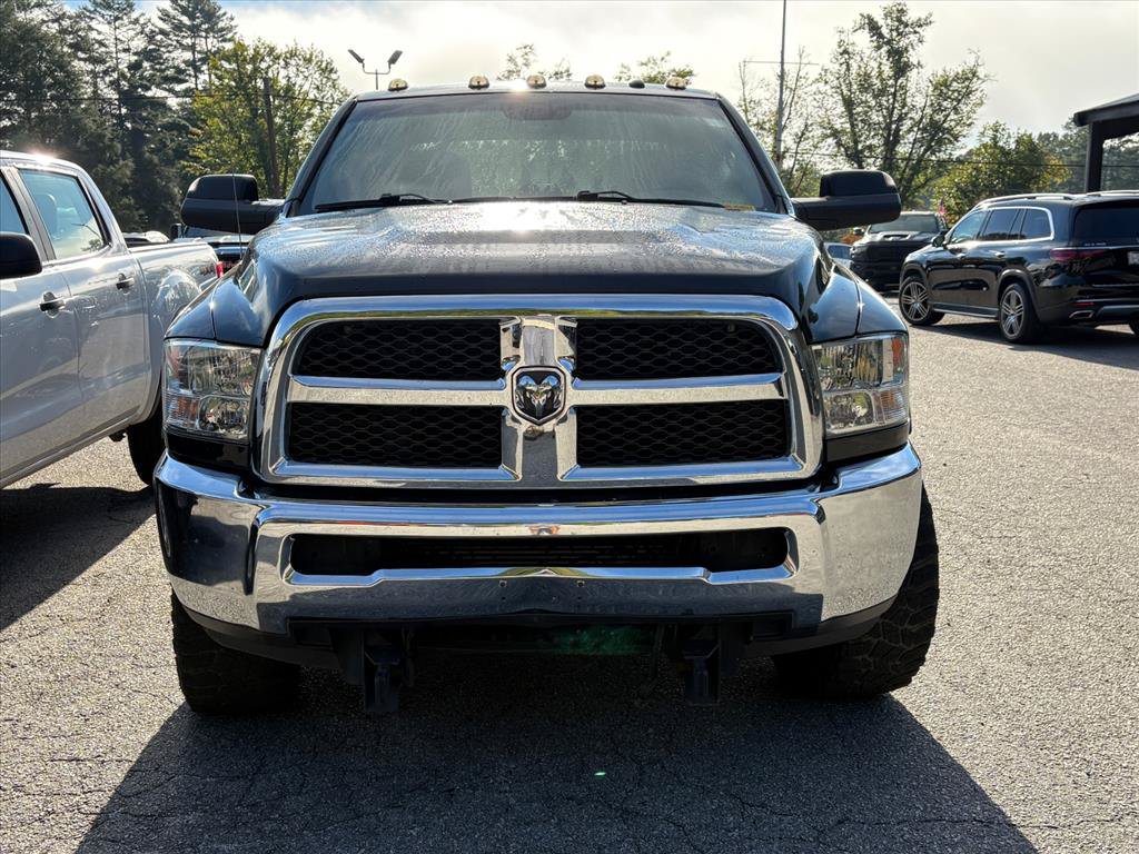 Used 2018 RAM 2500 Tradesman w/ Chrome Appearance Group AWD/4WD image 2