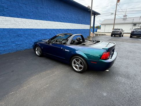 Used 2004 Ford Mustang Cobra RWD image 15