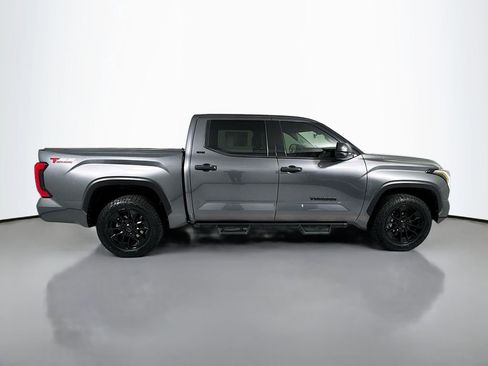 Used 2022 Toyota Tundra SR5 RWD image 9