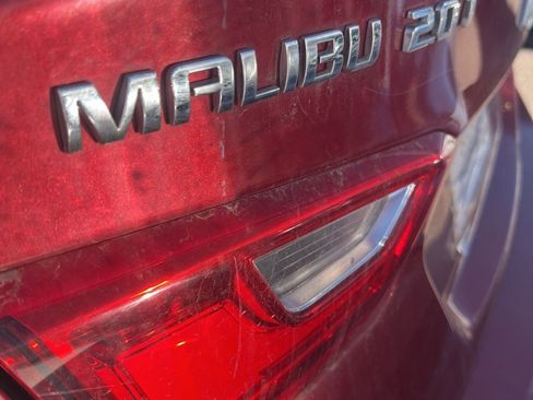 Used 2016 Chevrolet Malibu Premier image 9