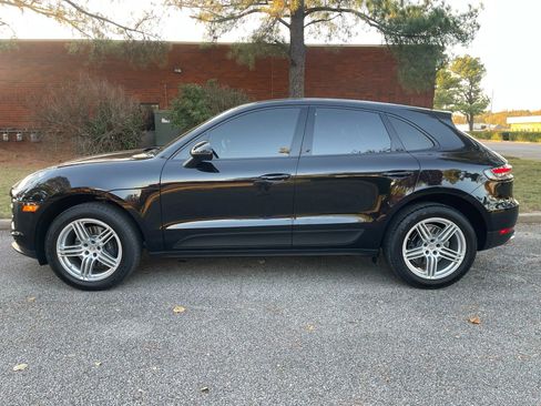 Used 2020 Porsche Macan image 2