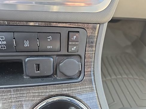 Used 2016 GMC Acadia SLT AWD/4WD image 19