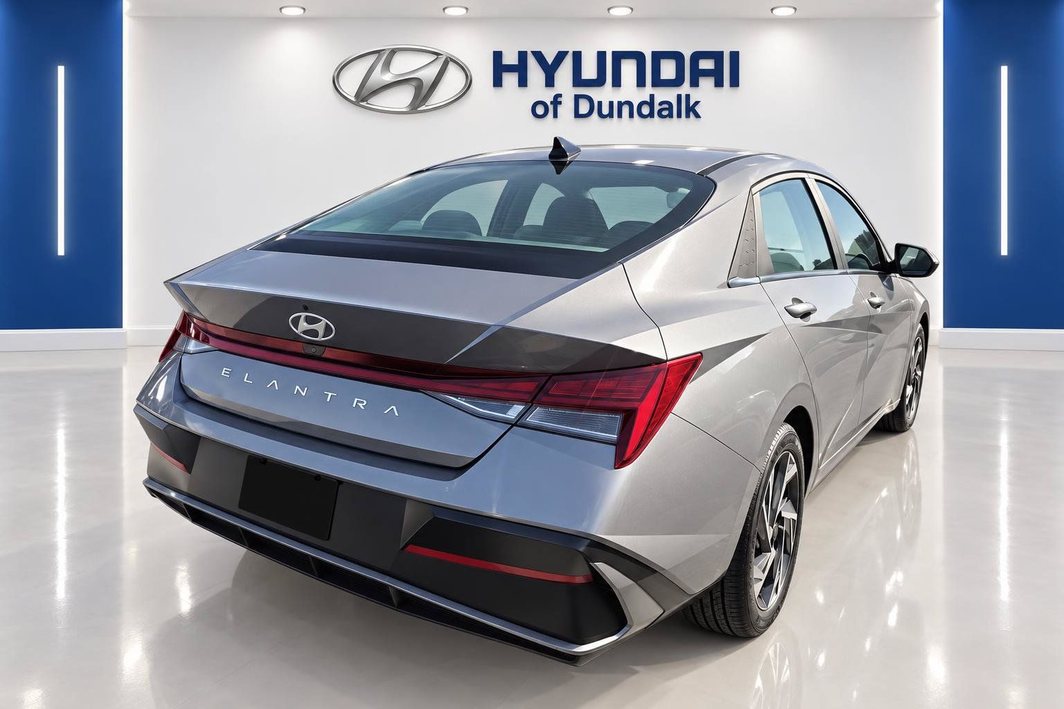Used 2024 Hyundai Elantra SEL w/ Convenience Package FWD image 6