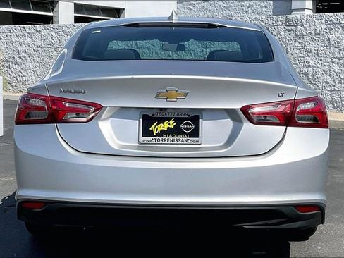 Used 2022 Chevrolet Malibu LT FWD image 3