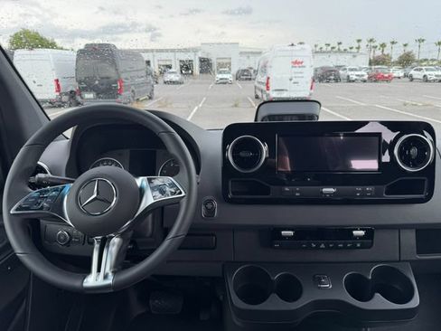 New 2026 Mercedes-Benz Sprinter 2500 image 4