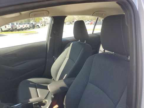 Used 2023 Toyota Corolla LE image 17