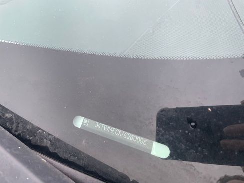 Used 2018 GMC Sierra 1500 SLE w/ SLE Value Package image 10