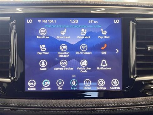 Used 2019 Chrysler Pacifica Limited image 26