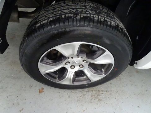 Used 2022 RAM 1500 Laramie image 29