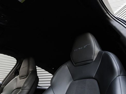 Certified 2025 Porsche Cayenne Turbo GT AWD/4WD image 16