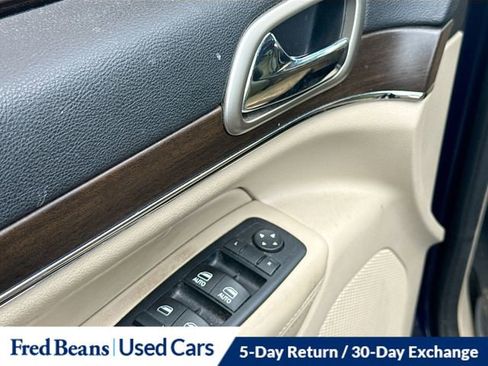 Used 2016 Jeep Grand Cherokee Limited AWD/4WD image 14