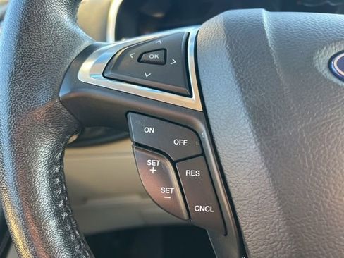 Used 2018 Ford Edge Titanium w/ Equipment Group 301A image 11