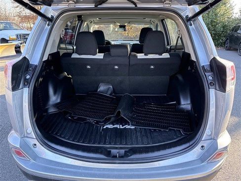 Used 2017 Toyota RAV4 XLE image 12