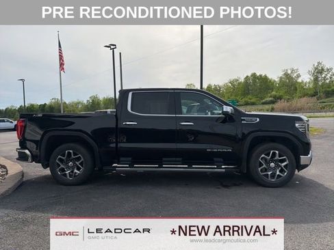 Used 2023 GMC Sierra 1500 SLT w/ SLT Premium Package AWD/4WD image 6