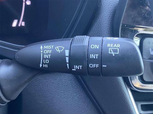 Used 2024 Toyota Grand Highlander AWD Hybrid image 23