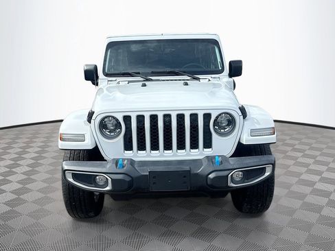 Used 2023 Jeep Wrangler Unlimited Sahara AWD/4WD image 2