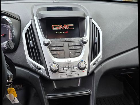 Used 2017 GMC Terrain SLT w/ Driver Alert Package I image 12