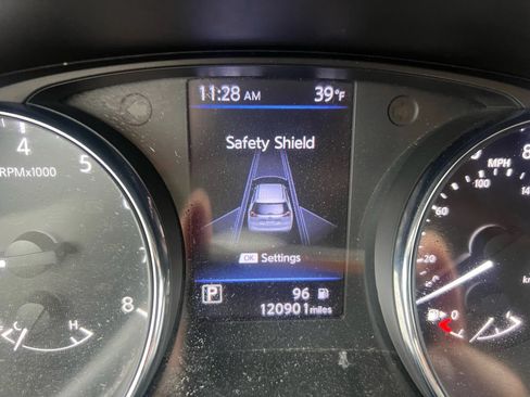 Used 2018 Nissan Rogue SL w/ Premium Package AWD/4WD image 12