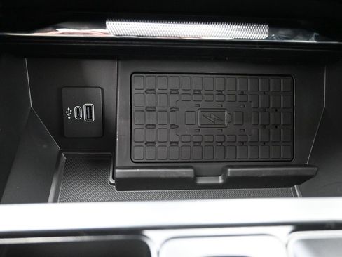 New 2025 Ford F150 Platinum w/ Equipment Group 702A High image 31