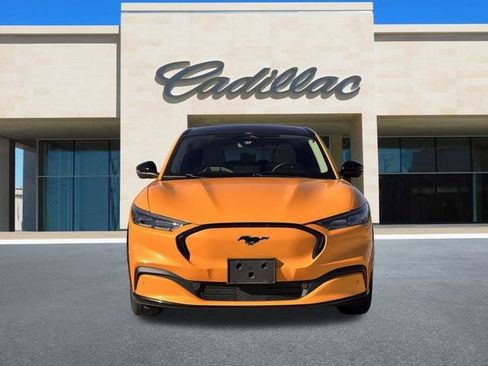 Used 2022 Ford Mustang Mach-E Premium image 9