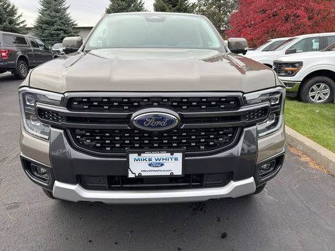 New 2025 Ford Ranger Lariat w/ FX4 Off-Road Package image 2