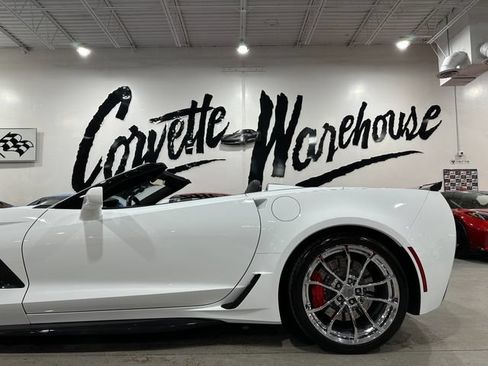 Used 2019 Chevrolet Corvette Z06 RWD image 7