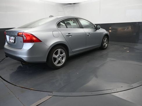 Used 2013 Volvo S60 T5 FWD image 11