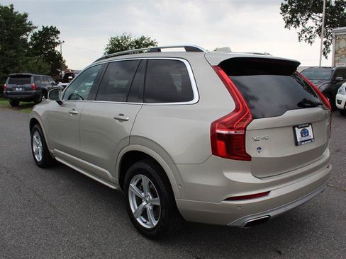 Used 2017 Volvo XC90 T5 Momentum AWD/4WD image 5