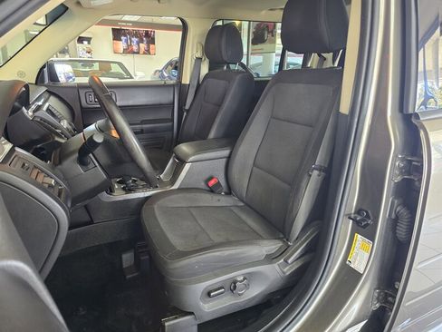 Used 2014 Ford Flex SE image 9