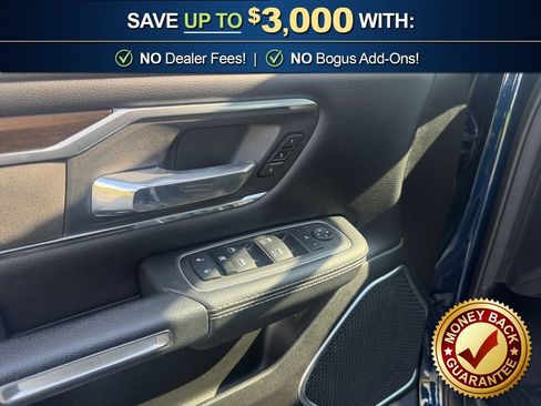 Used 2022 RAM 1500 Laramie AWD/4WD image 16