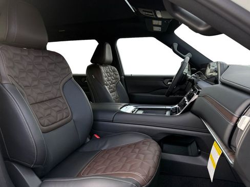 New 2026 Nissan Armada Platinum Reserve image 15