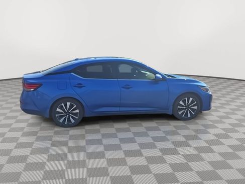 Used 2024 Nissan Sentra SV w/ SV Premium Package FWD image 9