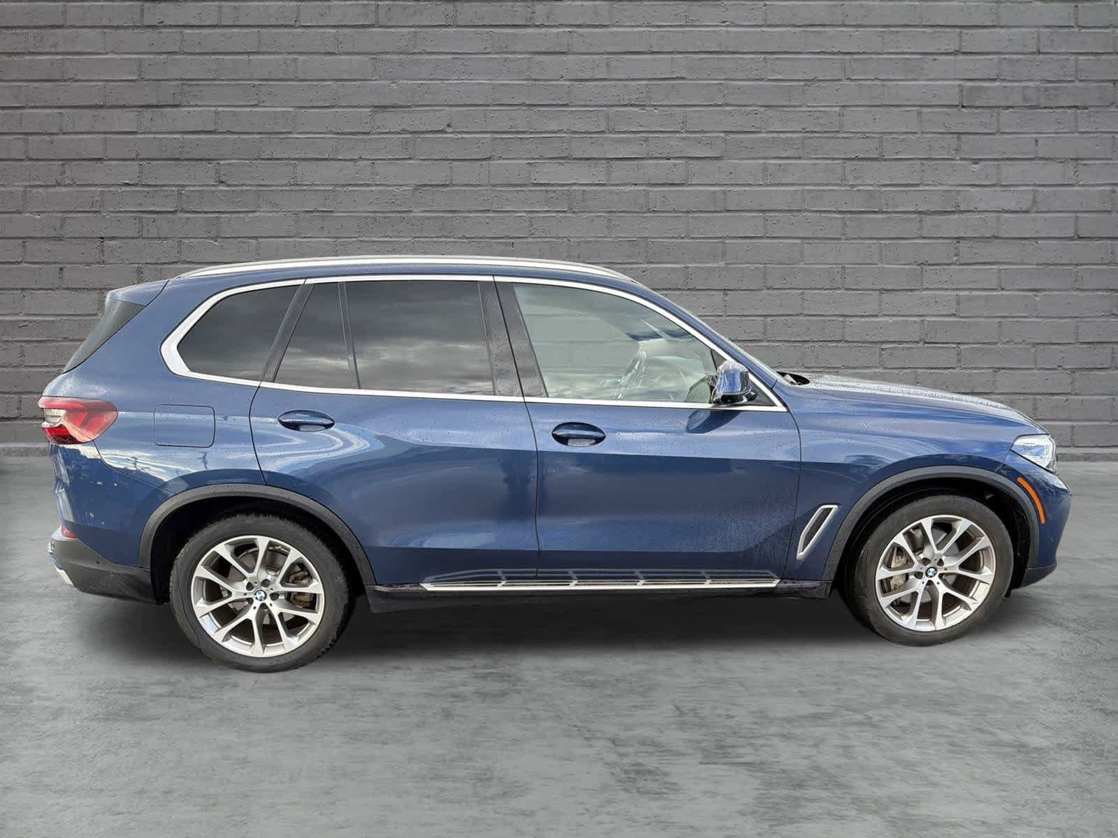 Used 2021 BMW X5 xDrive45e w/ Premium Package 2 AWD/4WD image 11