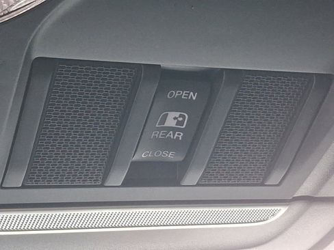 Certified 2022 RAM 1500 Big Horn image 27