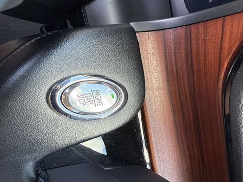 Certified 2022 Lincoln Aviator Reserve AWD/4WD image 28