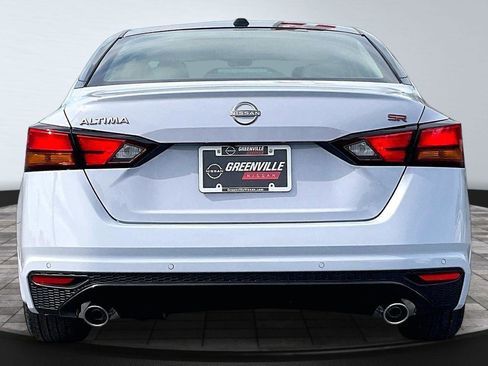 New 2026 Nissan Altima 2.5 SR FWD image 5