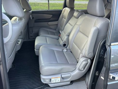 Used 2014 Honda Odyssey EX-L image 18