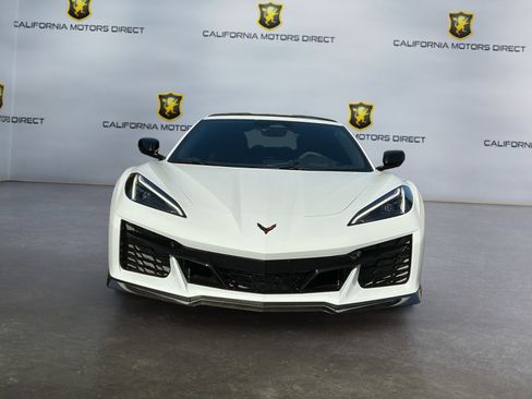 Used 2024 Chevrolet Corvette Z06 image 2