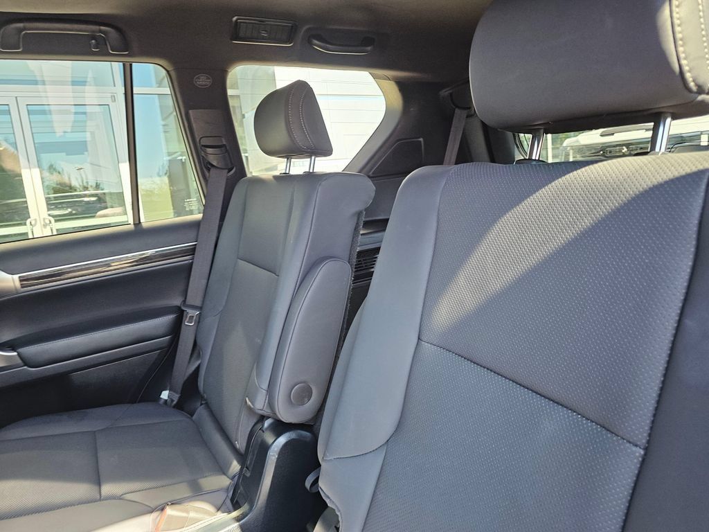 Used 2022 Lexus GX 460 Premium AWD/4WD image 22