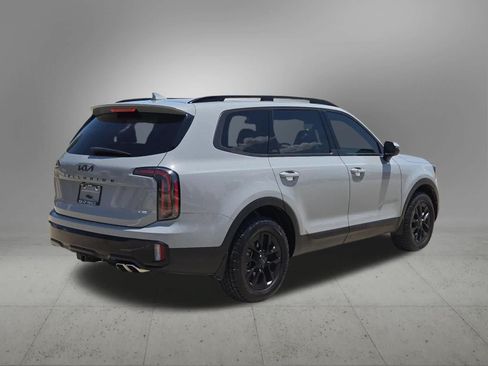 Used 2025 Kia Telluride AWD image 6
