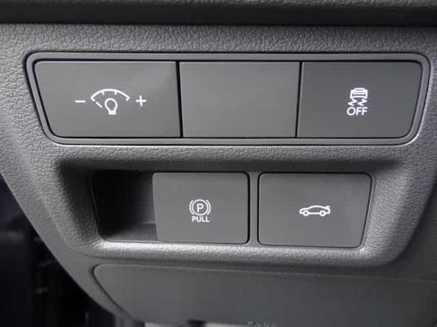 Used 2025 Hyundai Sonata SEL FWD image 17