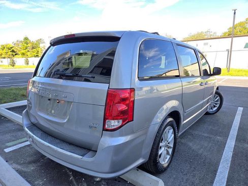 Used 2014 Dodge Grand Caravan SXT image 7