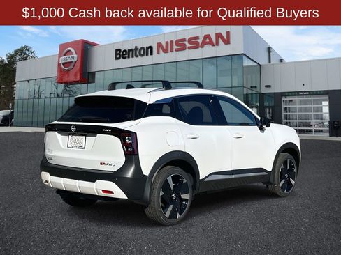 New 2026 Nissan Kicks SR w/ Cold Weather Package image 4