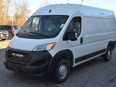 New 2026 RAM ProMaster 2500 w/ Premium Convenience Group image 4