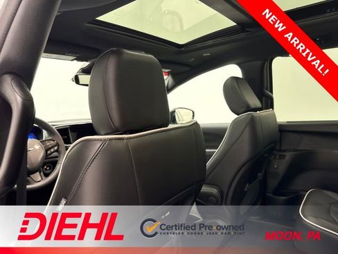 Used 2026 Chrysler Pacifica Limited w/ S Appearance Package AWD/4WD image 22